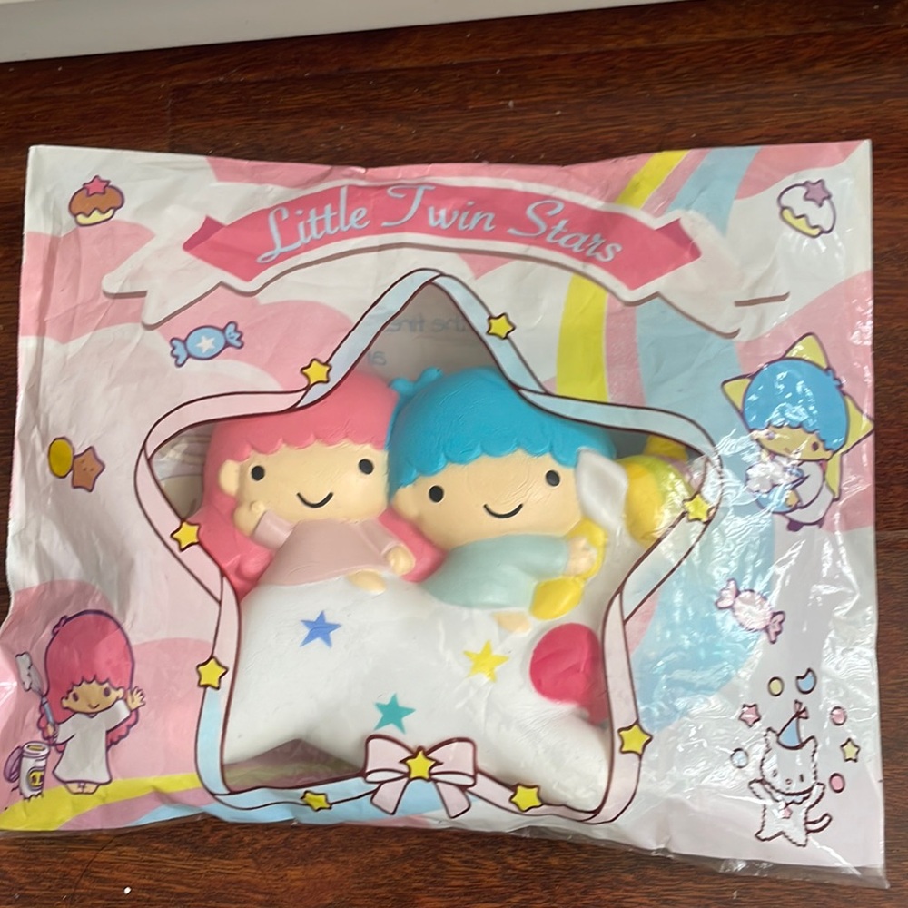Little, twin stars, squishy